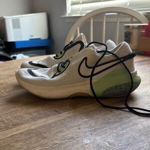 Nike Running Sneakers - White and Light Green